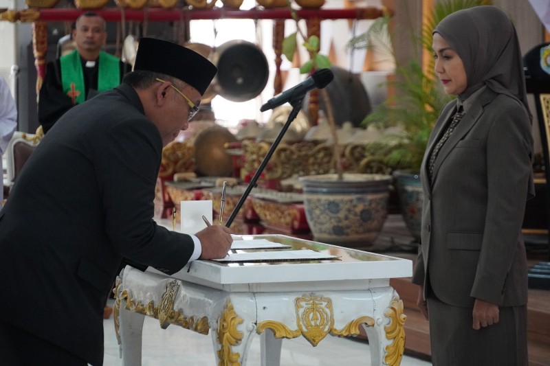 Bupati Kendal Lantik 22 Pejabat JPT Pratama, Tekankan Pelayanan Publik