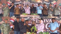 Hadiri Nyadran Gunung, Bupati Kendal Apresiasi Warga Desa Sriwulan
